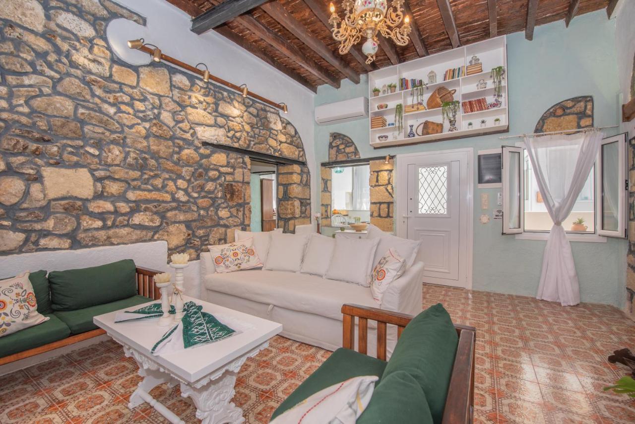 Philoxenia Traditional House Pastida Bagian luar foto