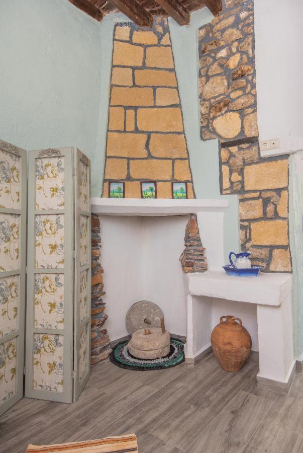 Philoxenia Traditional House Pastida Bagian luar foto