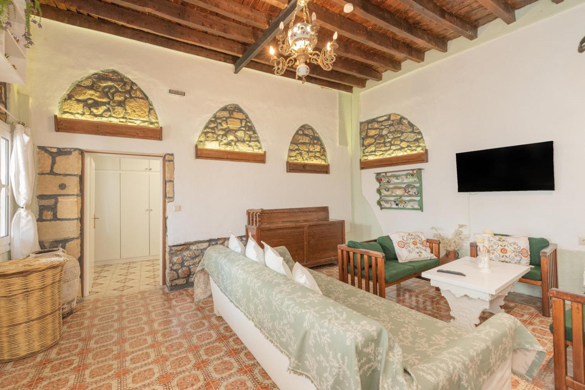 Philoxenia Traditional House Pastida Bagian luar foto